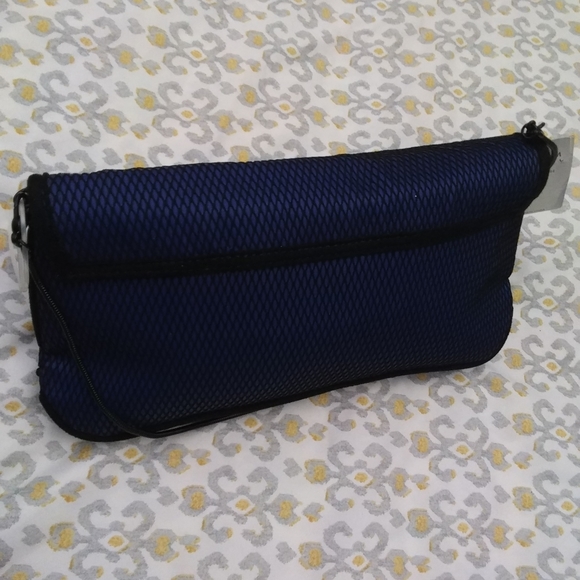 Woman short handle small carry on purse - Picture 2 of 2